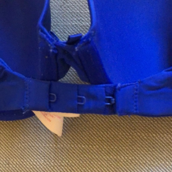 Victoria’s Secret Demi Bra - Picture 6 of 6